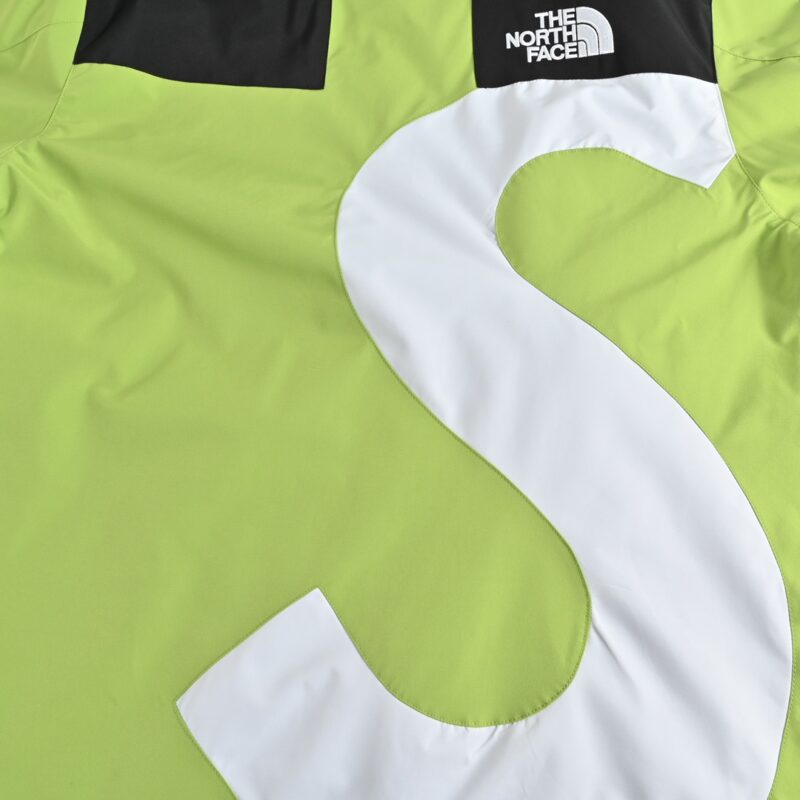 Supreme x The North Face S Logo Mountain Jacket - Image 5