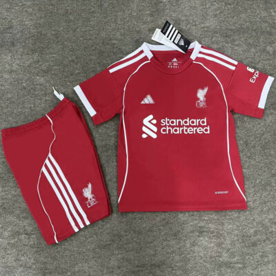 Liverpool Home Kids Kit 2025/26